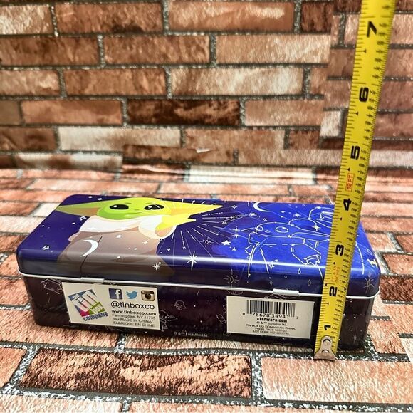 Star Wars The Mandalorian Grogu Tin Metal carrier box - Picture 11 of 11